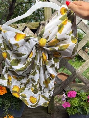 One shoulder  Lemon Print Twist-Front Top - White & Yellow